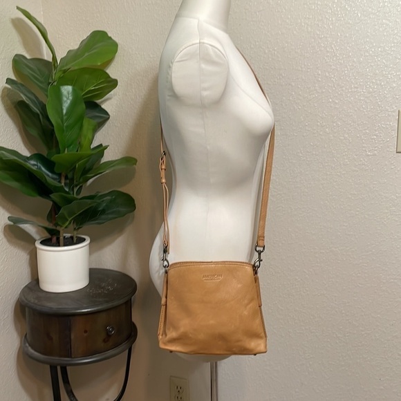 AMERICAN Leather Co. Crossbody purse - Picture 4 of 12